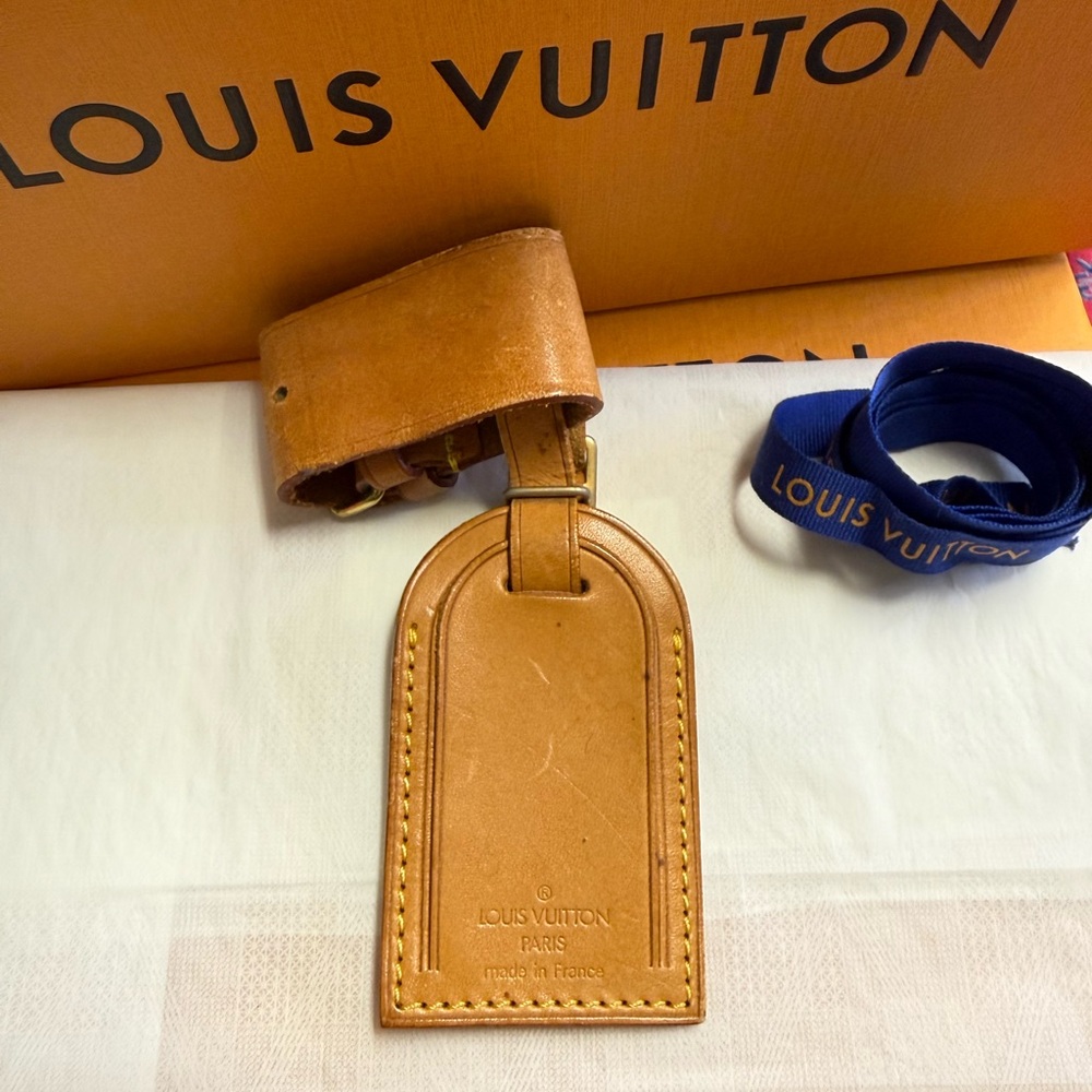 Louis Vuitton Vachetta Leather Luggage Tag and Poignet Authentic NO BOX